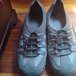 Skechers no lace gym shoes